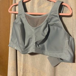 New in bag.. came with no tags… never worn nor tried on